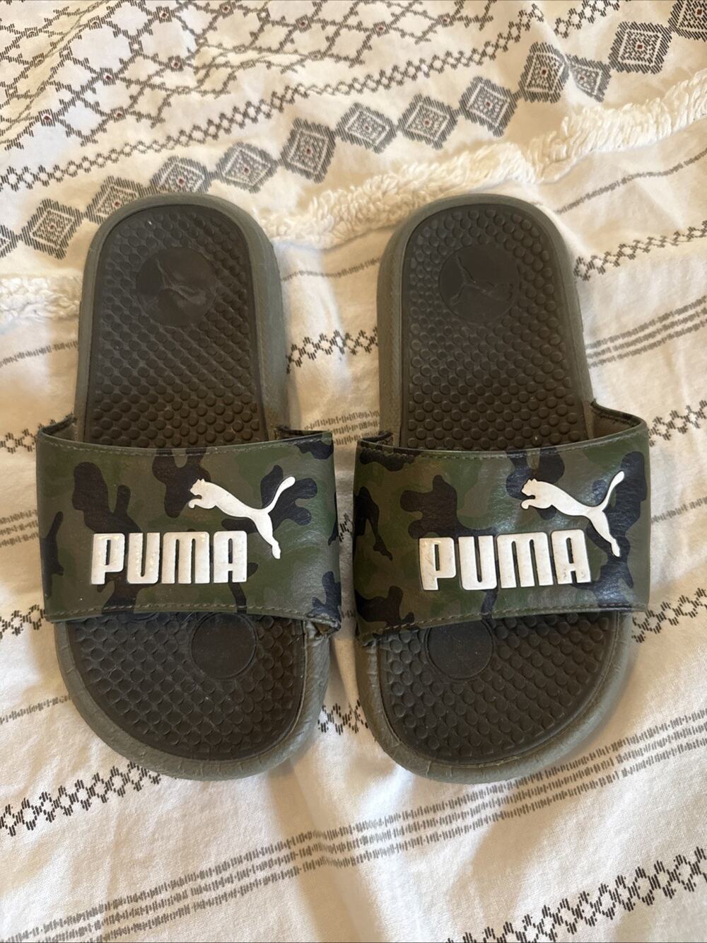 Puma Boys Slides Size 1 Green Camo Shoes Sandals Slip On Boys